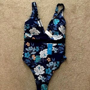 NWT Cupshe one piece size 0X